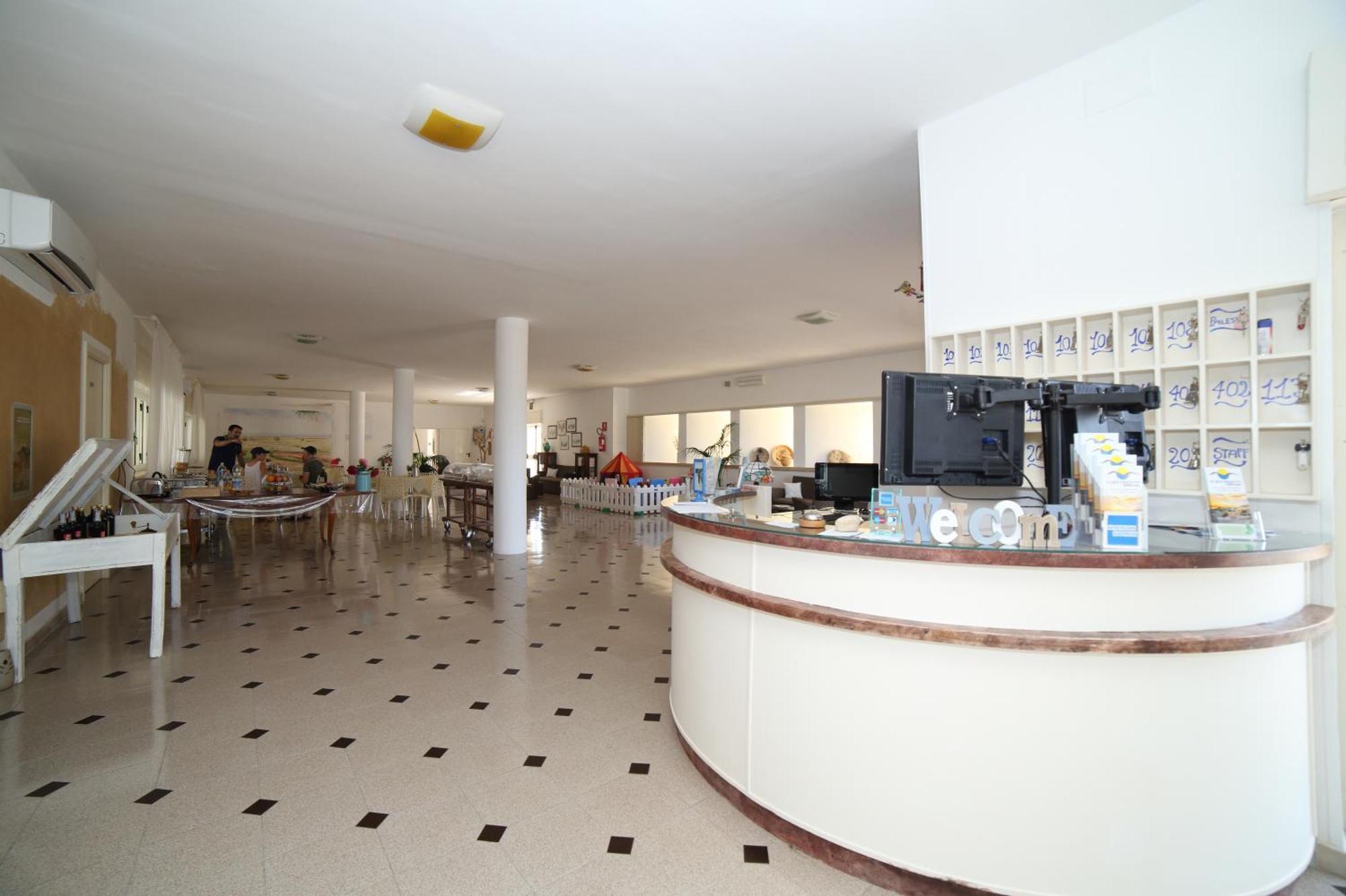 Hotel Albatros Torre Vado Extérieur photo