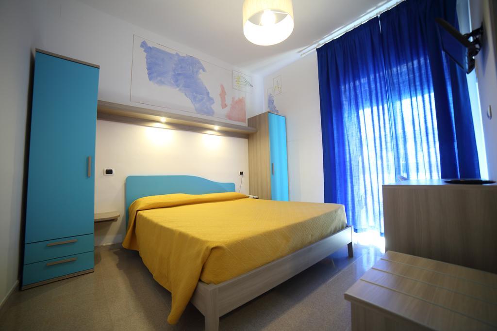 Hotel Albatros Torre Vado Extérieur photo