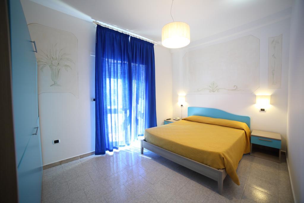 Hotel Albatros Torre Vado Extérieur photo
