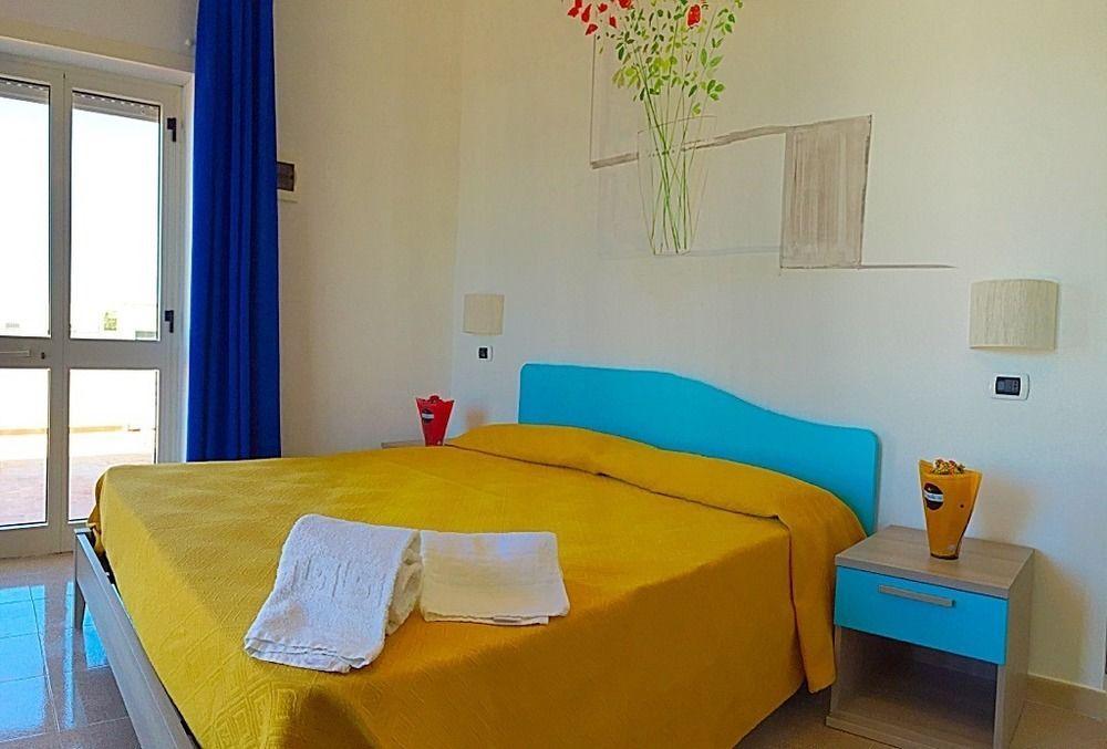 Hotel Albatros Torre Vado Extérieur photo